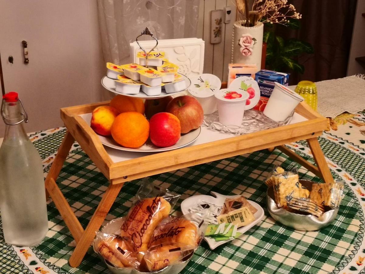 B&B Da Thais Un Piacevole Relax ตรีเอสเต ภายนอก รูปภาพ
